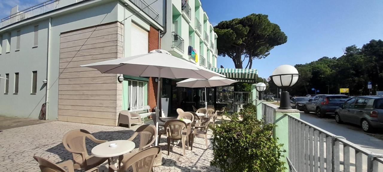 Hotel Maddalena Marina di Ravenna Exterior foto