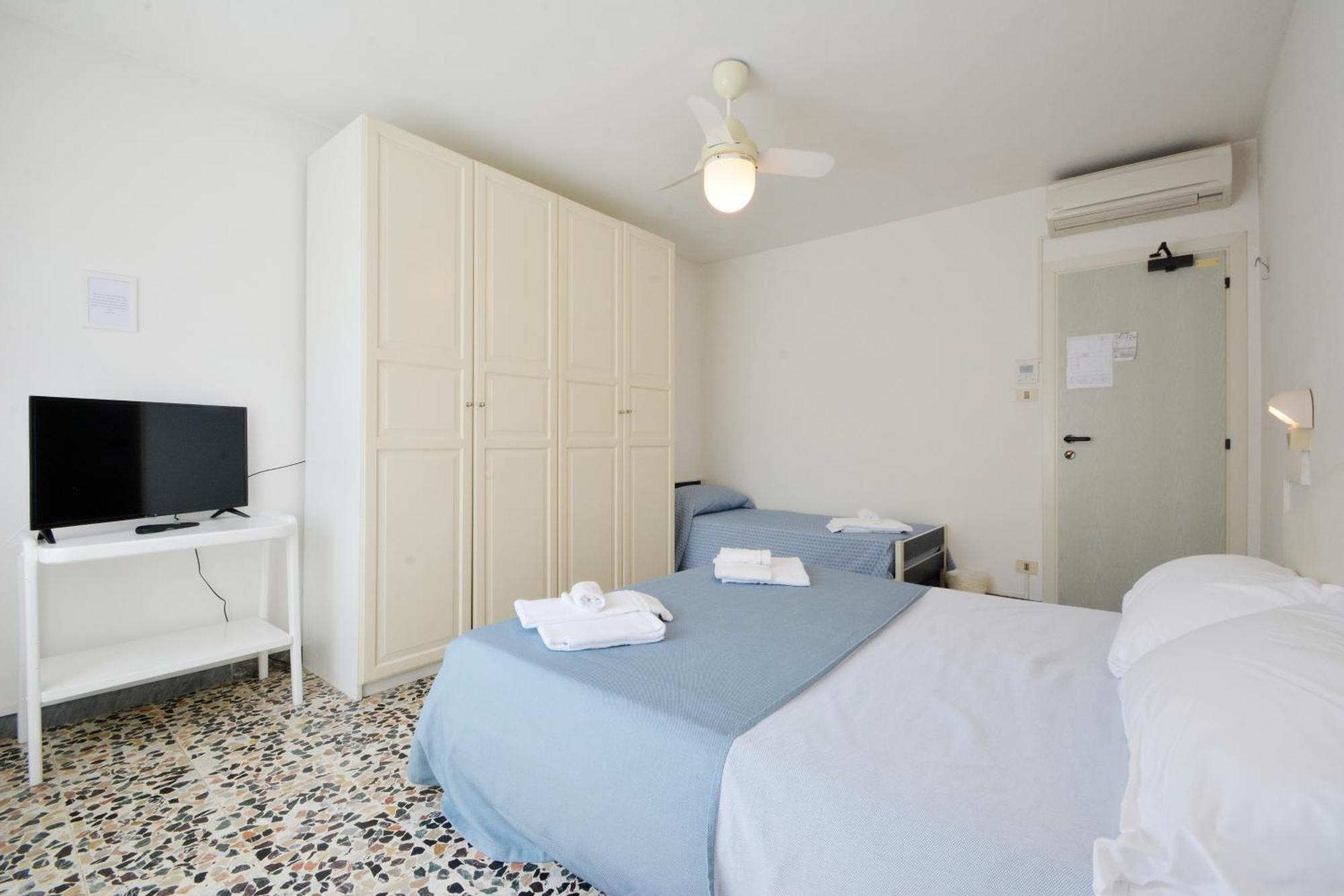 Hotel Maddalena Marina di Ravenna Cameră foto