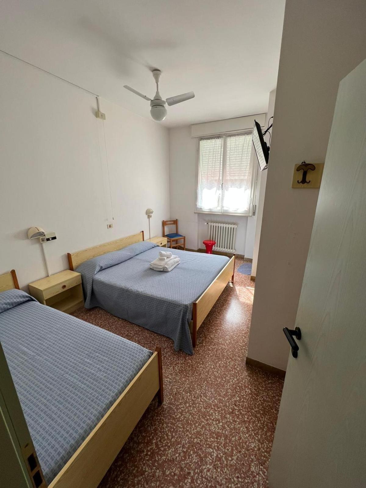 Hotel Maddalena Marina di Ravenna Cameră foto
